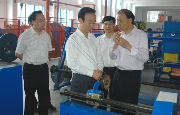 常州市委書記范燕青一行來(lái)江蘇上上電纜集團(tuán)視察