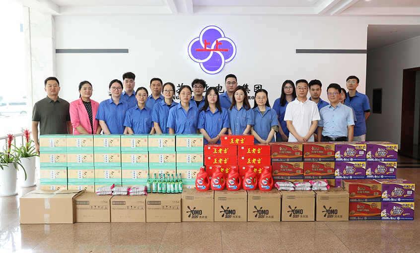 政企同心  護航度夏——溧陽市高新區管委會來上上電纜開展“送清涼”慰問活動