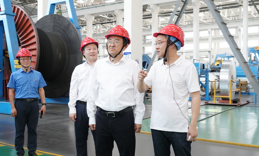 省人社廳朱從明廳長調研上上電纜 鼓勵企業發揮示范作用穩崗擴崗促就業